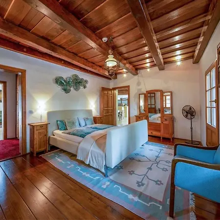 Abrahome Elegant Hideaway * Badacsonytomaj