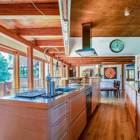 Abrahome Elegant Hideaway